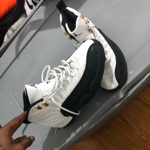 Air jorden retro taxi 12 size 8.5